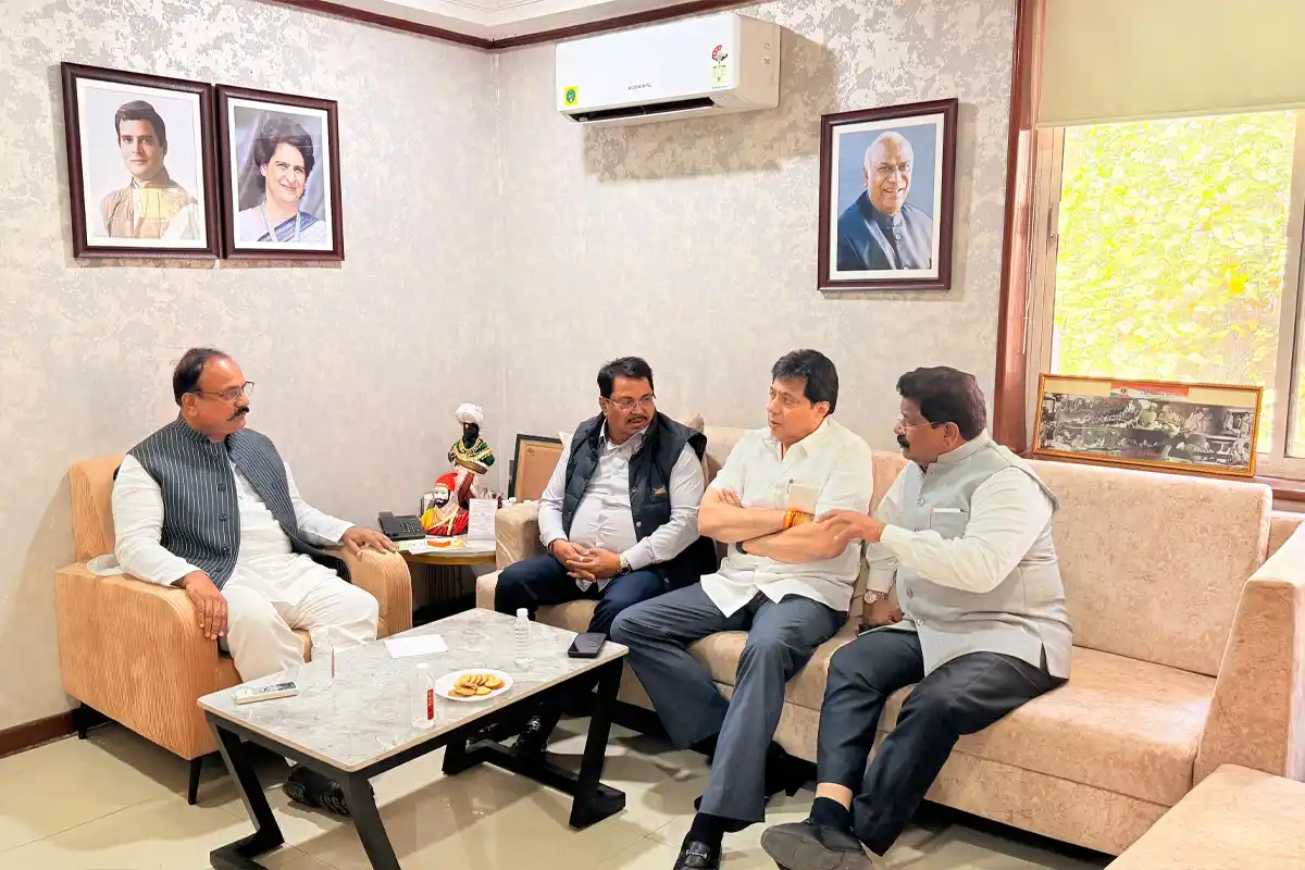 Congress Leaders Meeting: नागपुर में चुनावी रणनीति पर मुंबई में हुई अहम बैठक
