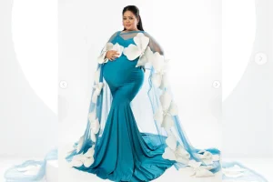 बधाइयाँ! 41 की उम्र में दूसरी बार मां बनीं कॉमेडियन भारती सिंह