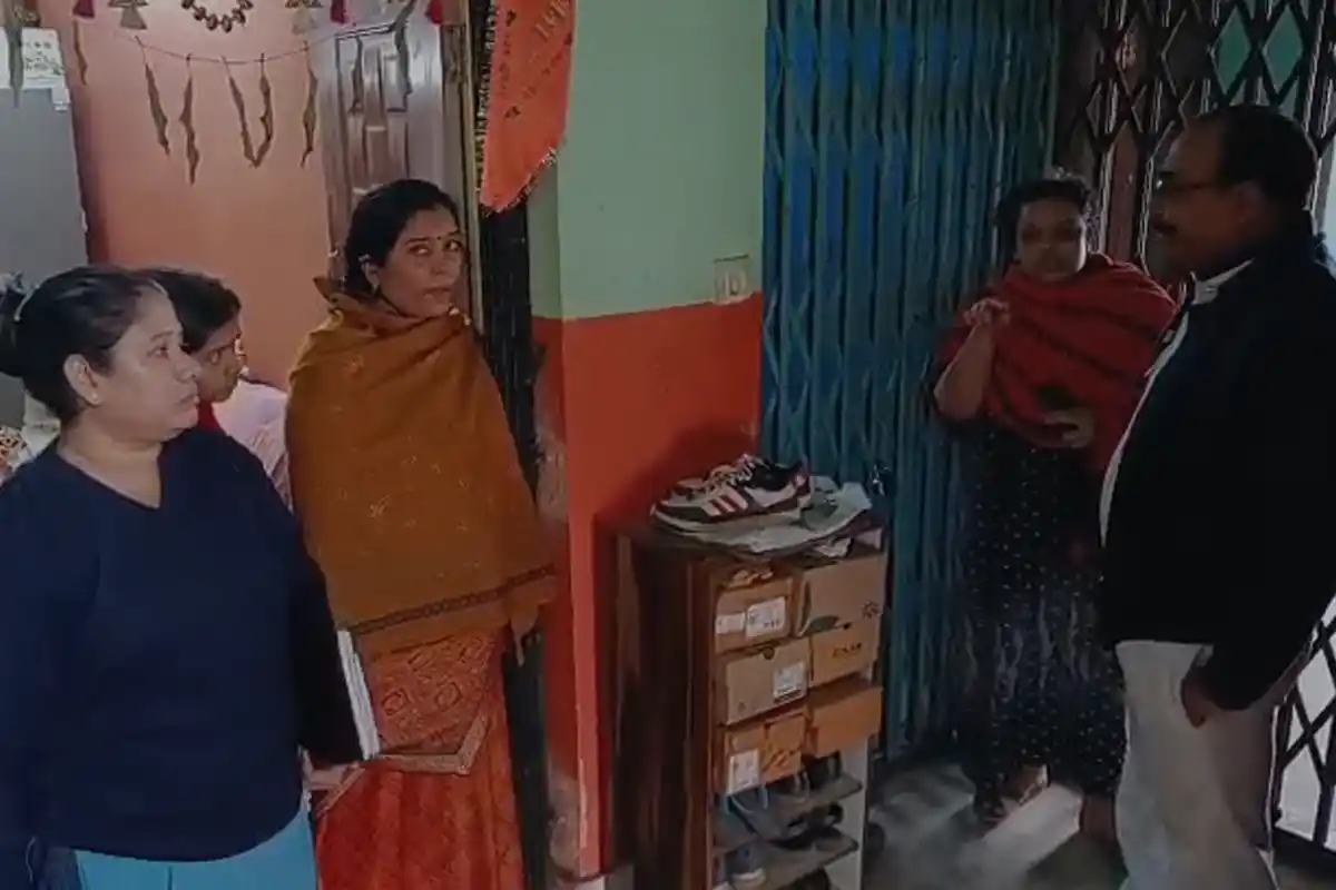 Howrah Salkia Murder Case: हावड़ा के सालकिया में बंद फ्लैट से मिली लाश, दो युवक हिरासत में