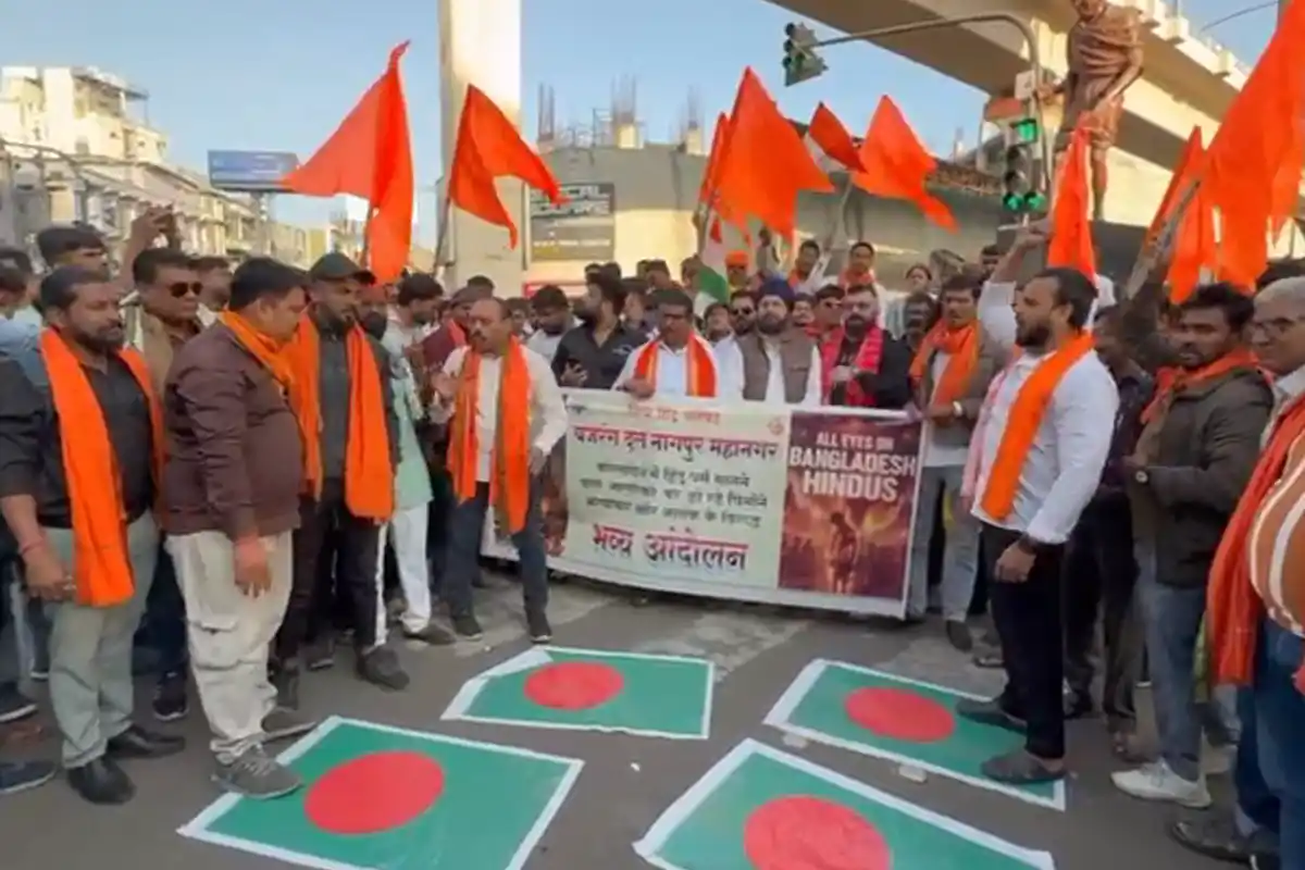 Nagpur Bajrang Dal Protest: नागपुर में बंगाल हिंसा के विरोध में प्रदर्शन के दौरान पुलिस से झड़प