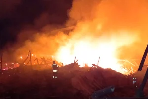 Russia Ukraine War: शांति वार्ता से पहले कीव पर रूस का भीषण हमला, मिसाइलों और ड्रोन से कांपी यूक्रेन की राजधानी