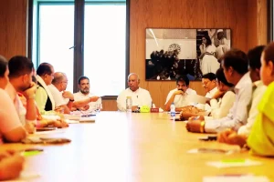 कांग्रेस कार्य समिति की अहम बैठक: मनरेगा हटाने के खिलाफ सरकार पर हमले की रणनीति तय करेगी पार्टी