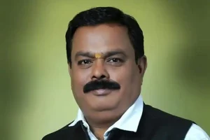 बजरिया में भाजपा को बड़ा झटका: 40 साल के कार्यकर्ता दिनेश पापा यादव ने 350 समर्थकों के साथ छोड़ी पार्टी