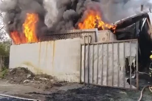 नागपुर के वांजरा परिसर में भीषण आग से 70 से 80 लाख का नुकसान, शॉर्ट सर्किट से लगी आग