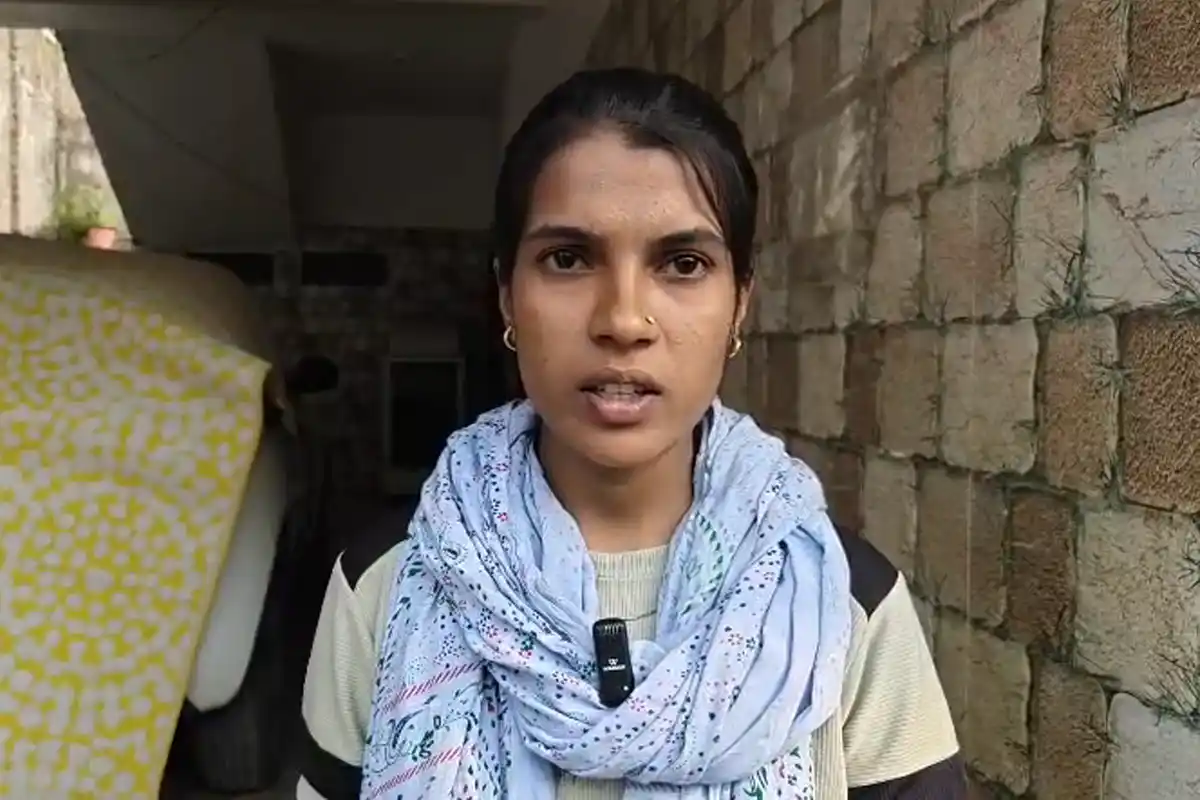 नागपुर में बंद घर से लाखों की चोरी, भगवान की मूर्तियां भी नहीं बख्शीं चोरों ने 15 Nagpur Crime: बंद घर में सेंध, लाखों के जेवरात और भगवान की मूर्तियां चोरी