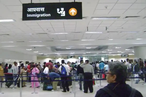 Mumbai Nagpur Flight Delay: मुंबई-नागपुर विमान दो घंटे विलंब, यात्रियों को हुई परेशानी