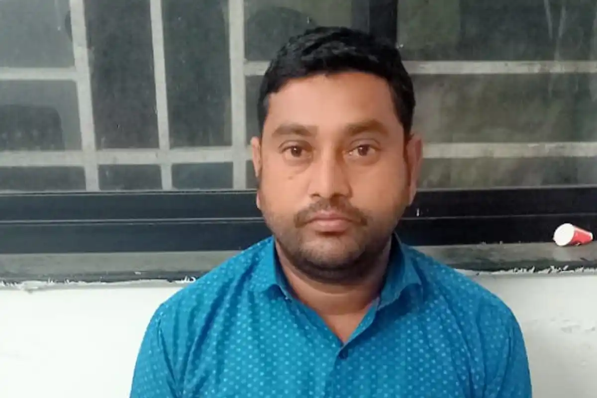 Ration Clerk Caught Taking Bribe: महाराष्ट्र के हिंगोली में राशन कार्ड पर अनाज दिलाने के लिए रिश्वत मांगने वाला लिपिक धराया