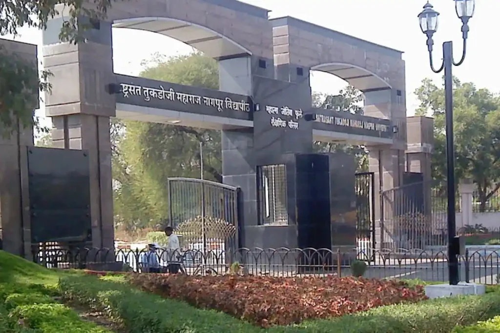 Nagpur University: शिक्षा की कोई उम्र नहीं, 97 साल के बुजुर्ग को मिलेगी डॉक्टरेट की उपाधि