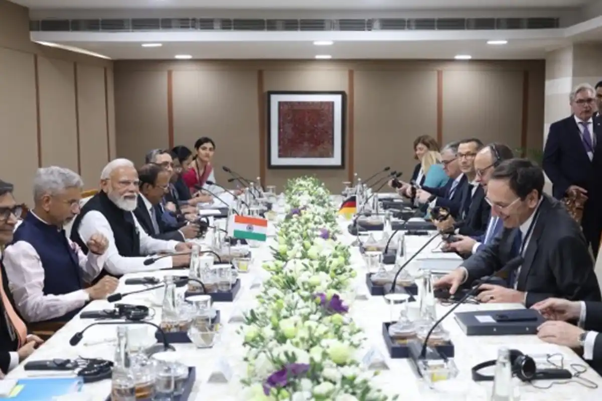 PM Modi and German Chancellor Friedrich Merz Meeting: भारत-जर्मनी रणनीतिक साझेदारी को मिली नई ऊंचाई, गुजरात में हुई चर्चा