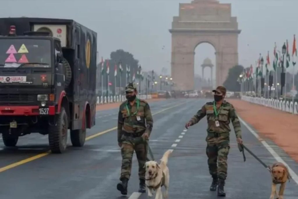 गणतंत्र दिवस से पहले बड़ा सुरक्षा अलर्ट, दिल्ली सहित देश के बड़े शहरों पर आतंकी साजिश की आशंका