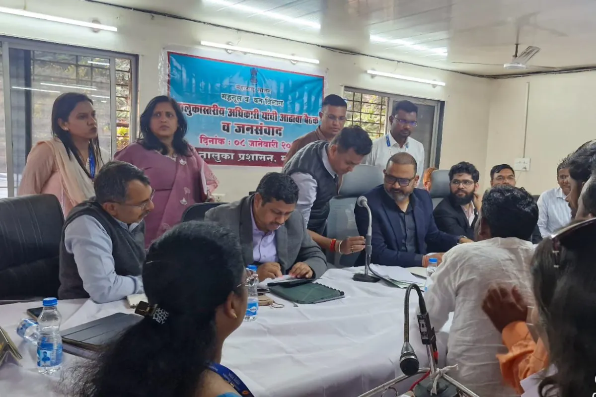 Nagpur Revenue Department: नागपुर में 172 जनसमस्याओं का तुरंत समाधान, राजस्व विभाग का विशेष अभियान सफल