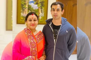 इंस्टाग्राम पोस्ट से फूटा विवाद: अपर्णा यादव से तलाक लेंगे प्रतीक यादव, कहा- “परिवार तोड़ने वाली”…