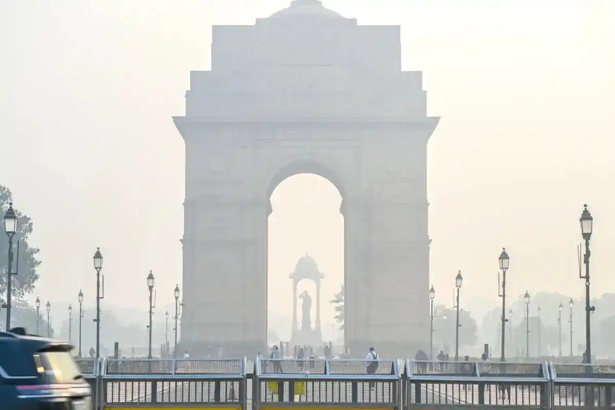 Delhi Weather Alert: दिल्ली में 23 जनवरी को बारिश और तेज हवाओं का येलो अलर्ट
