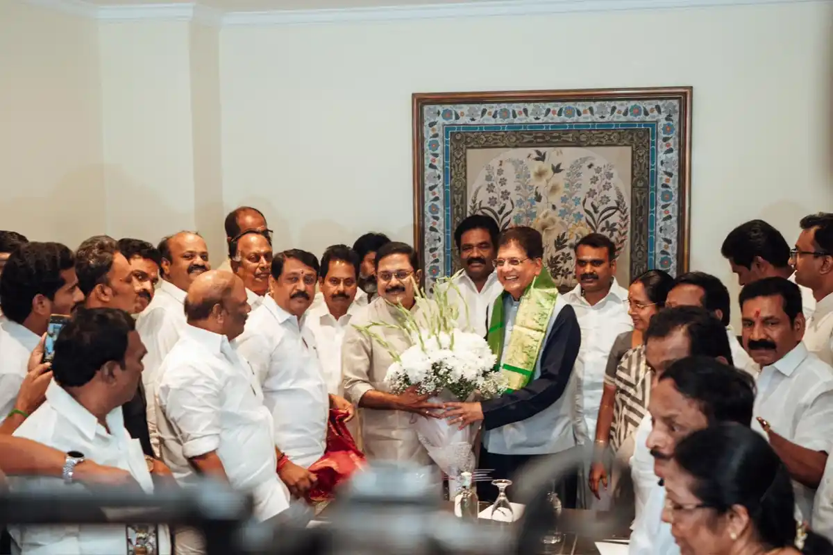 Dhinakaran NDA Return: धीनाकरन की एनडीए में वापसी, पलानीस्वामी के साथ नौ साल पुरानी दुश्मनी खत्म