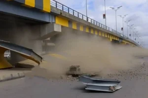 नागपुर के उज्जवल नगर अंडरपास में बेरियर गिरने से मची अफरातफरी, लोग बाल-बाल बचे