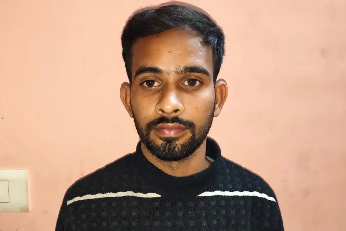 Kolkata Cyber Crime: कोलकाता पुलिस ने पकड़े 5 साइबर ठग, मोबाइल ऐप से खाली कर रहे थे खाते