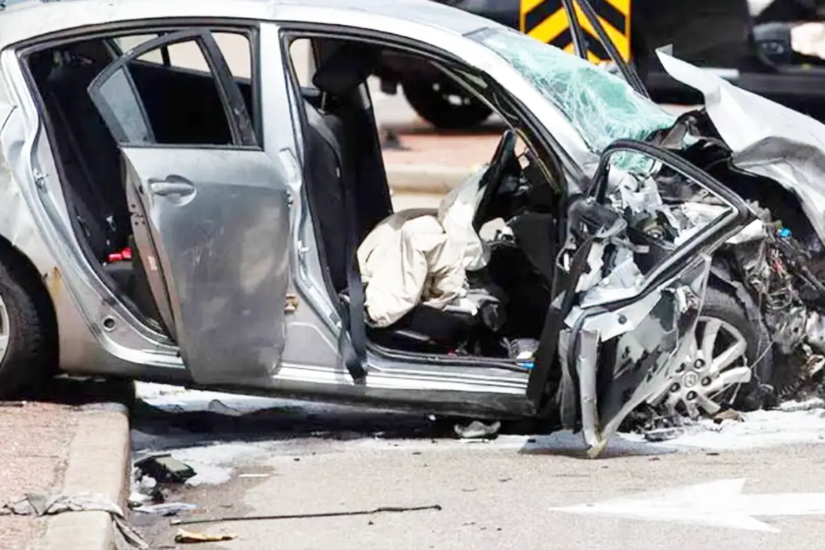 Nagpur Birdi Main Road Accident: विंडसर गाड़ी ने कई लोगों को मारी टक्कर, एक युवती की हालत गंभीर, इलाके में हड़कंप