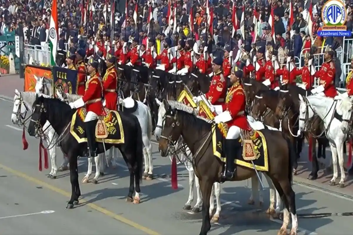77th Republic Day: कर्तव्य पथ पर राष्ट्रपति मुर्मू ने फहराया तिरंगा, शुभांशु शुक्ला को मिला अशोक चक्र