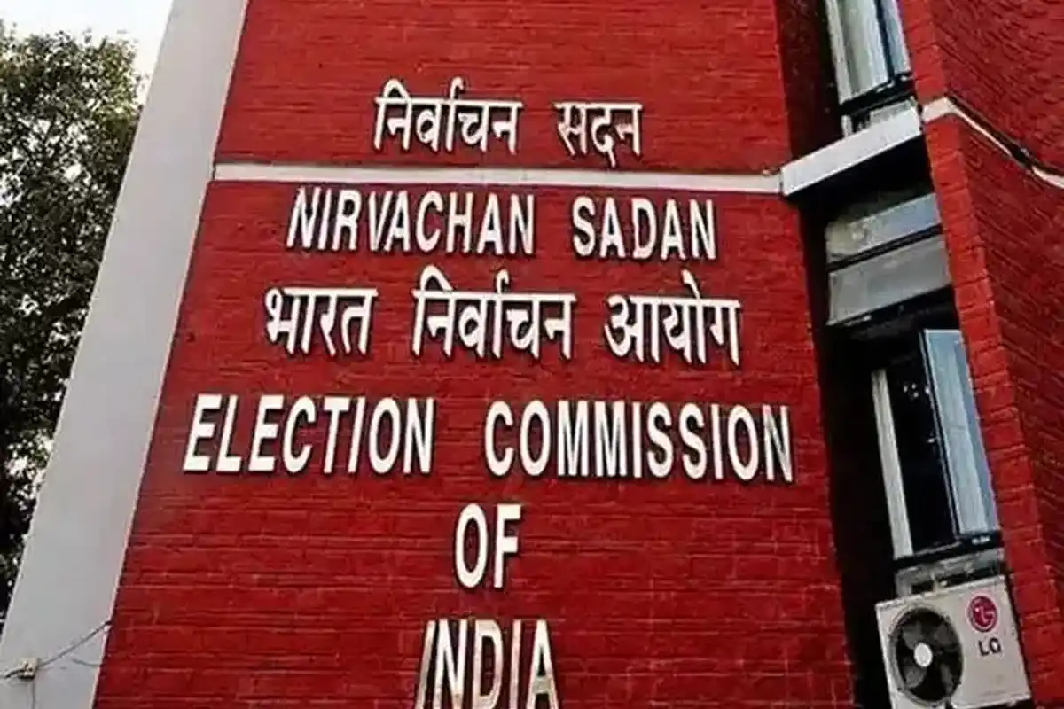 Election Commission suspends Basirhat AERO: बसीरहाट के चुनाव अधिकारी निलंबित, चुनाव आयोग ने उठाया सख्त कदम