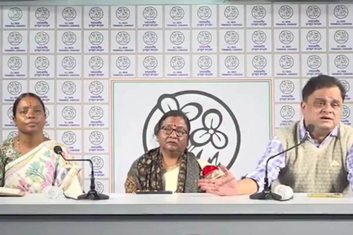 Aruna Mardi Joins TMC: बीजेपी सांसद की पत्नी ने थामा ममता बनर्जी का दामन, मालदा में बड़ा राजनीतिक उलटफेर