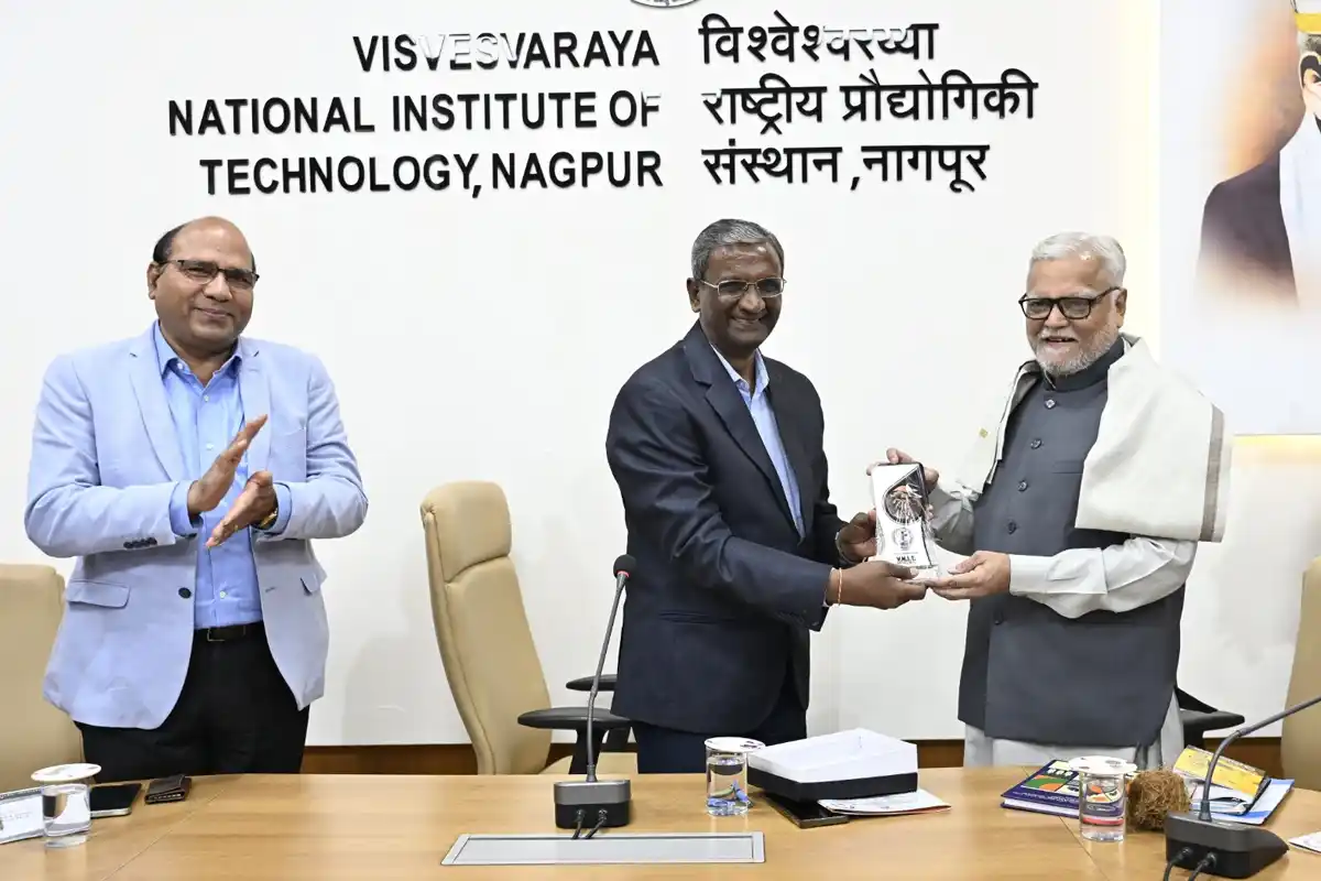 निराला जयंती: लोक के बिना साहित्य अधूरा - प्रो. शर्मा का विशेष संबोधन 12 Lok Asmita Sahitya: प्रो. शैलेंद्र शर्मा ने बताया लोक और साहित्य का गहरा रिश्ता