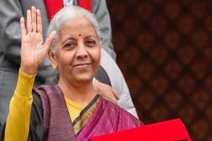 Budget 2026: 7 हाई-स्पीड ट्रेन, हर जिले में गर्ल्स हॉस्टल और भी बहुत कुछ, जानिए बजट की 10 प्रमुख बातें