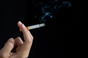 सिगरेट की कालाबाजारी: कोलकाता में बजट के बाद भी जारी है अवैध व्यापार, ओडिशा ने लगाई पाबंदी