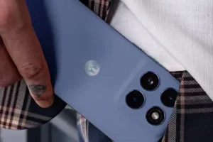 Motorola Edge 60 Fusion का नया वेरिएंट 19,999 रुपये में आज से बिक्री के लिए तैयार