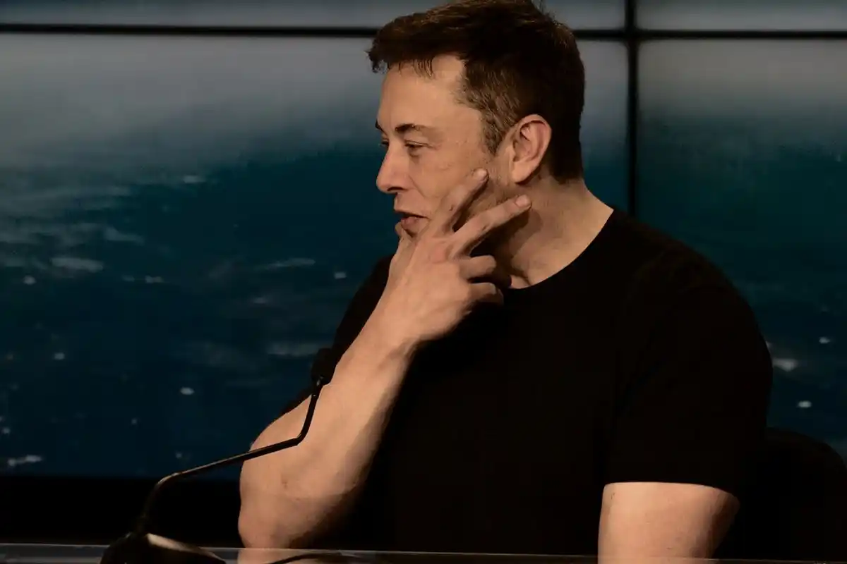 Elon Musk Says AI Data Centers Moving to Space Soon: एलन मस्क का बड़ा दावा, अंतरिक्ष में शिफ्ट होगा एआई डेटा सेंटर