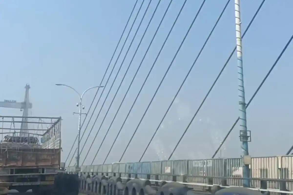 विद्यासागर सेतु 12 घंटे बंद: कोलकाता में रविवार को ट्रैफिक व्यवस्था प्रभावित 12 Vidyasagar Setu 12 Ghante Band: रविवार को कोलकाता में यातायात व्यवस्था पर असर