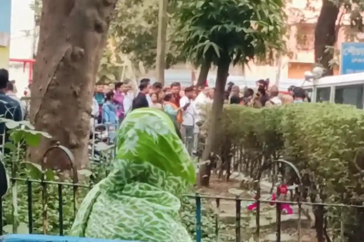 BC Roy Hospital Kolkata: अस्पताल में भर्ती न होने से डेढ़ साल के बच्चे की मौत, परिजनों में आक्रोश