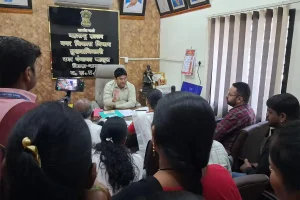 बहादूरा नगर पंचायत में महिलाओं का हंगामा, मुख्य अधिकारी के खिलाफ जोरदार प्रदर्शन