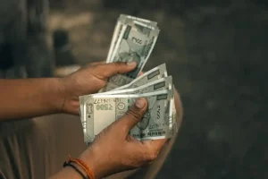 केंद्रीय कर्मचारियों को मिलेगी बड़ी राहत, जानें कैसे तय होगा आठवें वेतन आयोग का फिटमेंट फैक्टर