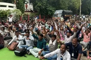 दिल्ली विश्वविद्यालय में महिला यूट्यूबर से कथित बदसलूकी, छात्र संगठनों में टकराव