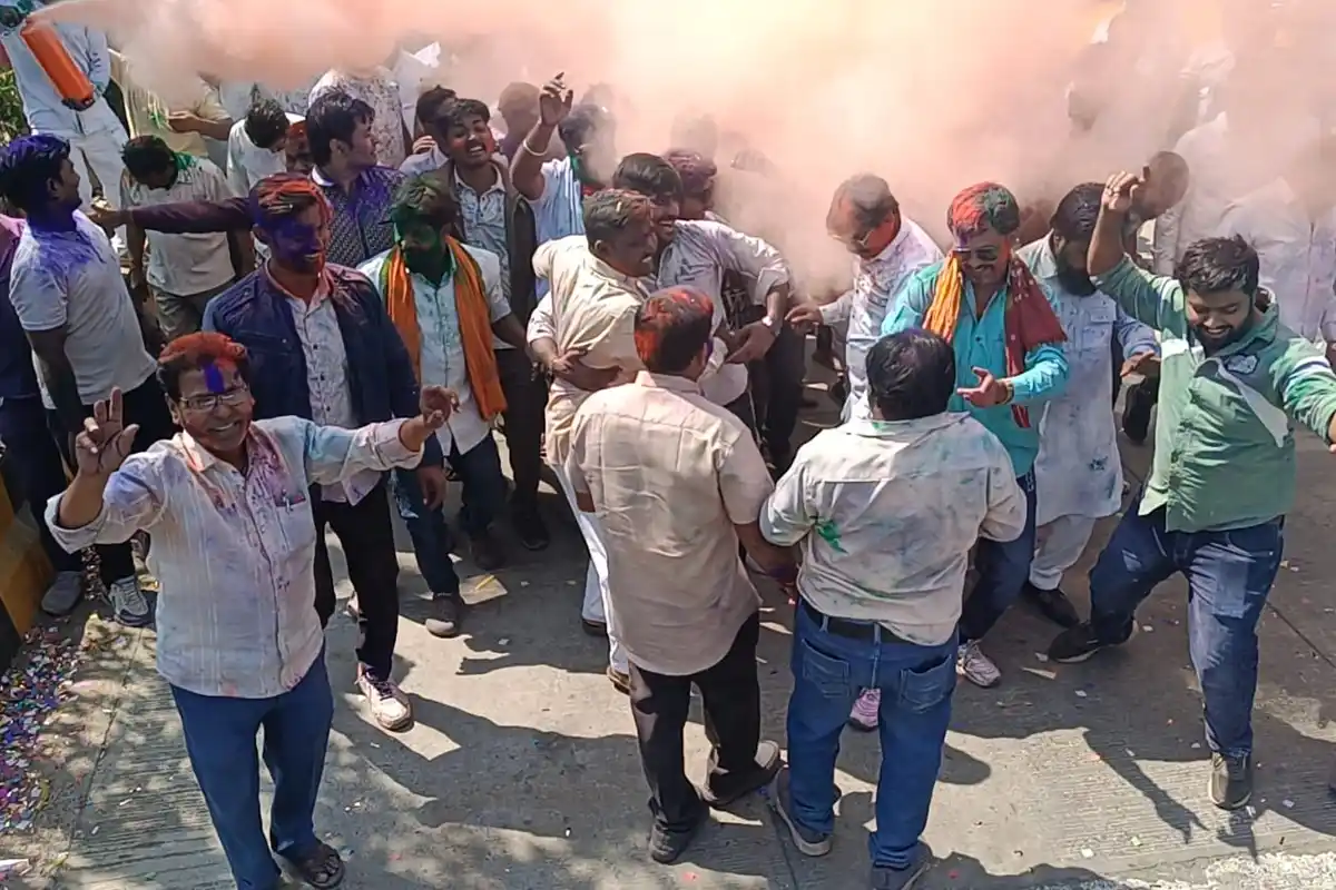 Nagpur: सब्जी मंडी में जय किसान व्यापारी वेलफेयर एसोसिएशन की जीत, APMC ने हड़ताल खत्म करने की मांग की | Photos 12 Jai Kisan Vyapari Welfare Association Victory: सब्जी मंडी में एसोसिएशन की जीत, APMC ने हड़ताल खत्म करने की अपील की