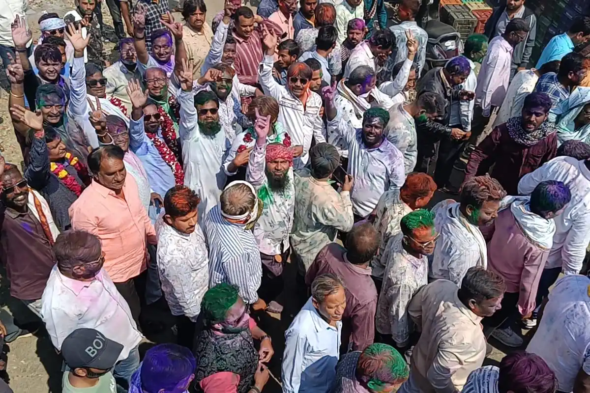 Nagpur: सब्जी मंडी में जय किसान व्यापारी वेलफेयर एसोसिएशन की जीत, APMC ने हड़ताल खत्म करने की मांग की | Photos 14 Jai Kisan Vyapari Welfare Association Victory: सब्जी मंडी में एसोसिएशन की जीत, APMC ने हड़ताल खत्म करने की अपील की