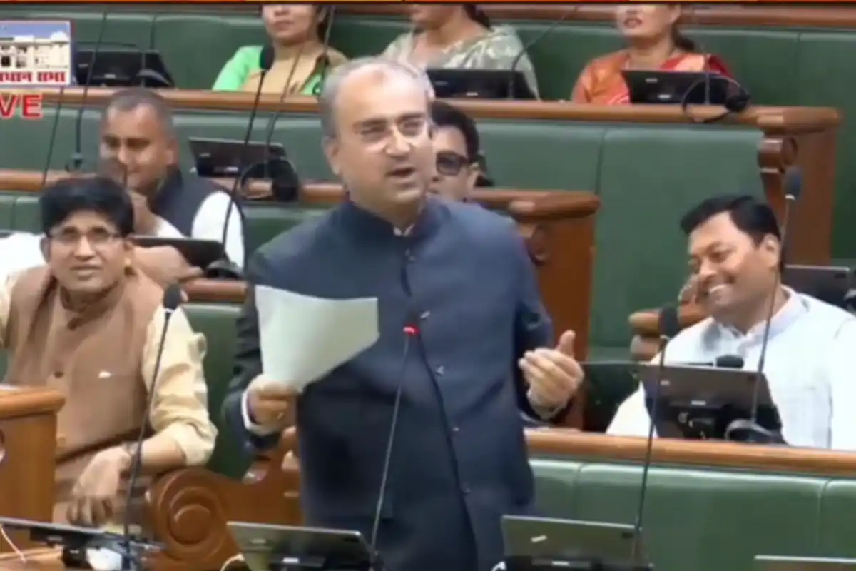 बिहार विधानसभा: मंगल पांडे के तीखे बोल से सदन में हंगामा, विपक्षी नेता आलोक मेहता समेत सभी छोड़ गए सदन 15 Mangal Pandey Bihar Assembly On health debate: मंगल पांडे के बोल से सदन में मचा हंगामा, विपक्ष ने छोड़ा सदन