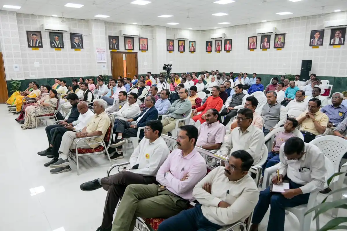 Nagpur University: छत्रपति शिवाजी महाराज को जीवन में उतारें तो सुलझेंगी समाज की सभी समस्याएं | Photos 13 Shivaji Maharaj lecture In Nagpur University: नागपुर विश्वविद्यालय में छत्रपति शिवाजी के जीवन पर व्याख्यान