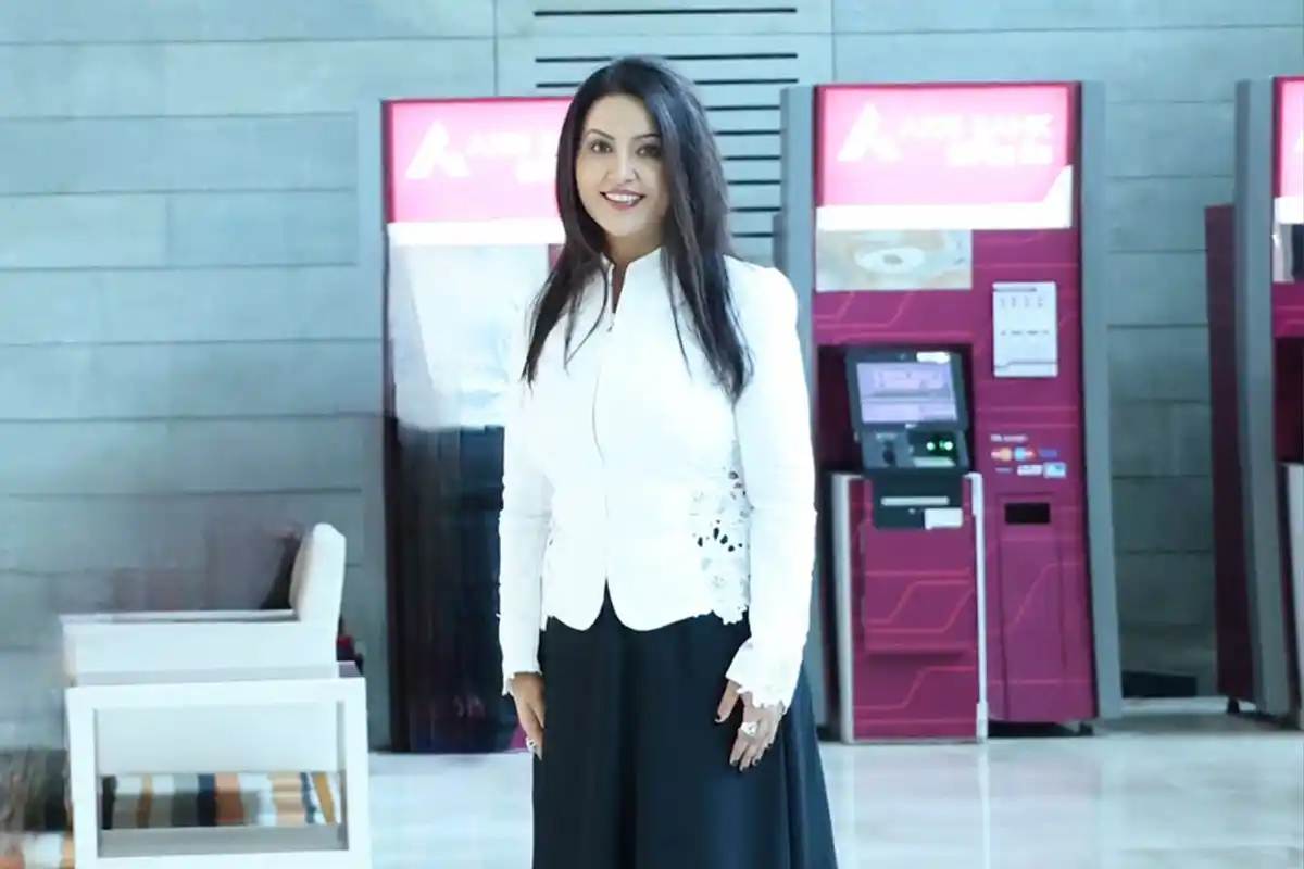 Mumbai Banking: एक्सिस बैंक में 23 साल की सेवा के बाद सीनियर वाइस प्रेसिडेंट ने ली विदाई, भावुक संदेश में जताया आभार | Photos 12 Axis Bank senior vice president retirement Mumbai: एक्सिस बैंक में 23 साल की सेवा के बाद सीनियर वाइस प्रेसिडेंट ने ली विदाई