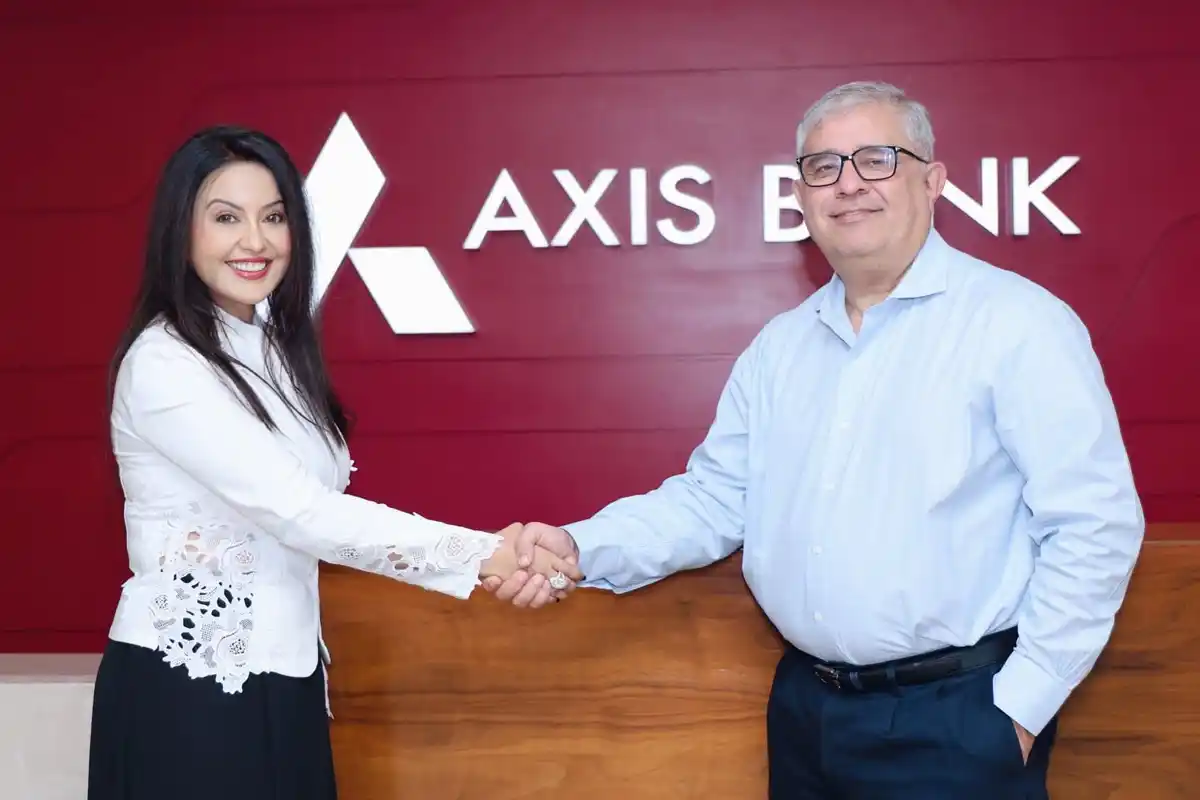 Axis Bank senior vice president retirement Mumbai: एक्सिस बैंक में 23 साल की सेवा के बाद सीनियर वाइस प्रेसिडेंट ने ली विदाई