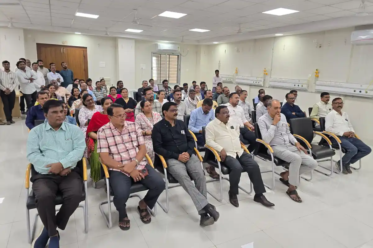 Nagpur University Health Camp: राष्ट्रसंत तुकडोजी महाराज विद्यापीठ में रक्तदान शिविर का आयोजन