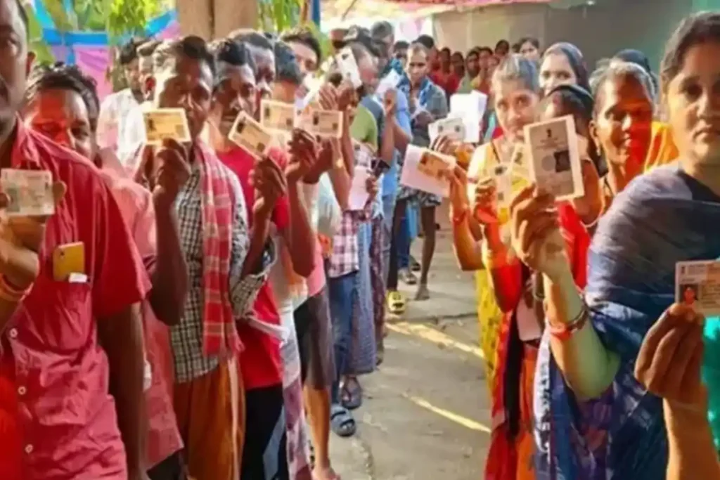 Kolkata Politics: मतदाता सूची में कोई भी पात्र मतदाता छूटना नहीं चाहिए, CEO ने दिया जिलावार डेटा देने का आश्वासन