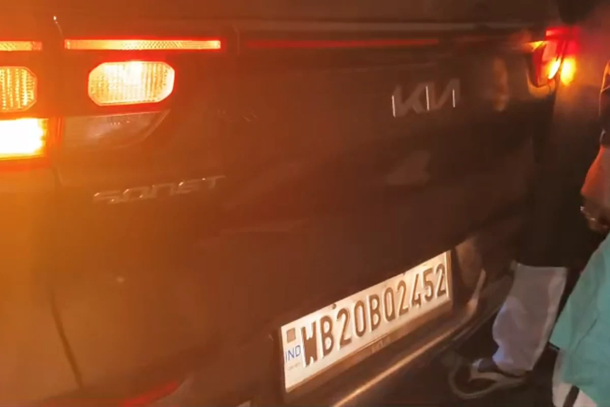 Bomb Attack on West Bengal MLA Sowkat Molla Car Bhangar News: विधायक सौकत मोल्ला की गाड़ी पर बम और गोली, आईएसएफ पर उठी उंगली