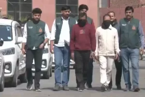 Delhi Police News: देशभर में बड़ी आतंकी साजिश नाकाम, आईएसआई और बांग्लादेशी जिहादी संगठन से जुड़े आठ संदिग्ध गिरफ्तार, दो पश्चिम बंगाल से और छह तमिलनाडु से पकड़े गए