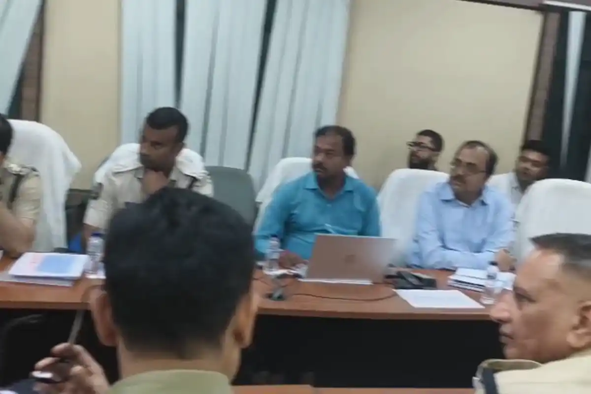 West Bengal Assembly Election 2026: CEO की अधिकारियों संग चुनाव तैयारी बैठक (Image Source: RB / Ekbal)