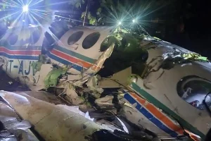 Jharkhand Accident: राँची से दिल्ली जा रहा एयर एम्बुलेंस जंगल में हुआ क्रैश, 7 लोग थे सवार