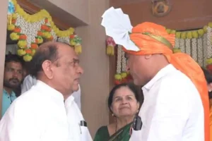 Hingoli Politics: जयप्रकाश दांडेगांवकर के बेटे आतिश का भाजपा में प्रवेश, राकांपा को बड़ा झटका