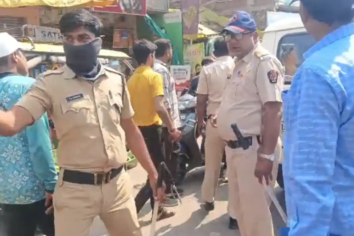 Nagpur Kamathi Encroachment Fight, Gandhi Chowk: कामठी गांधी चौक पर अतिक्रमण हटाने के दौरान दो गुटों में मारपीट, पांच घायल (Image Source: RB / Jassi)