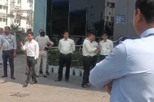 Kolkata Crime: रूबी की पासपोर्ट बिल्डिंग में बम की अफवाह, स्निफर डॉग पहुंचा