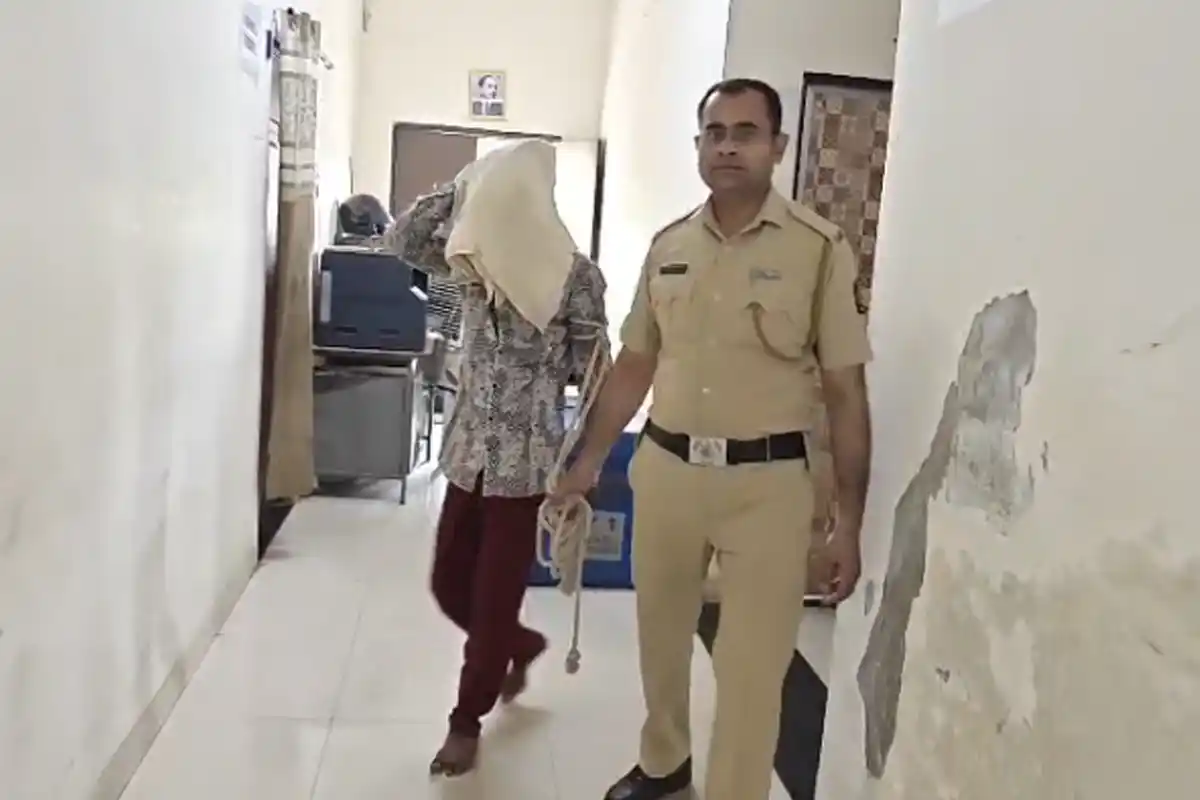 Nephew Arrested for Sexual Harassment of Married Woman Nagpur News: यशोधरानगर में भांजे ने मामी से की छेड़छाड़, पुलिस ने किया गिरफ्तार (Image Source: RB / Jassi)